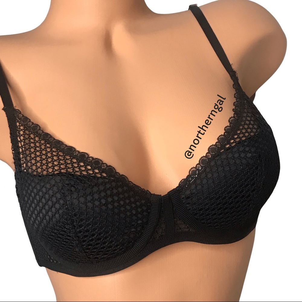 Victoria’s Secret Luxe Fishnet Lace Plunge Bra